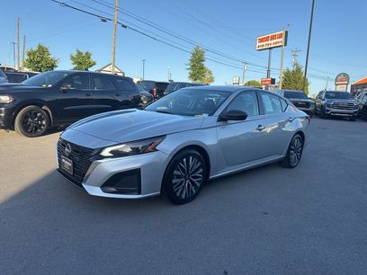 Used 2024 Nissan Altima 2.5 SV