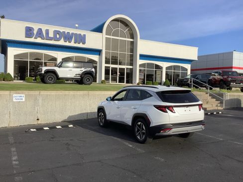 Used 2025 Hyundai Tucson SEL FWD image 5