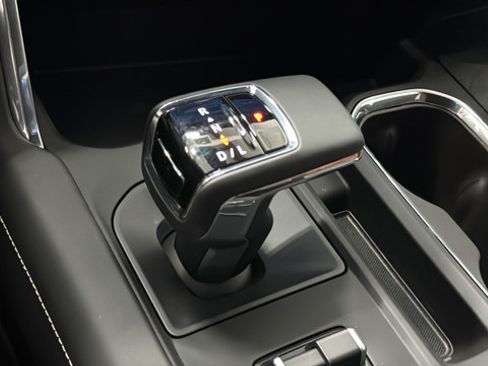 Used 2025 GMC Sierra 1500 Denali Ultimate AWD/4WD image 18