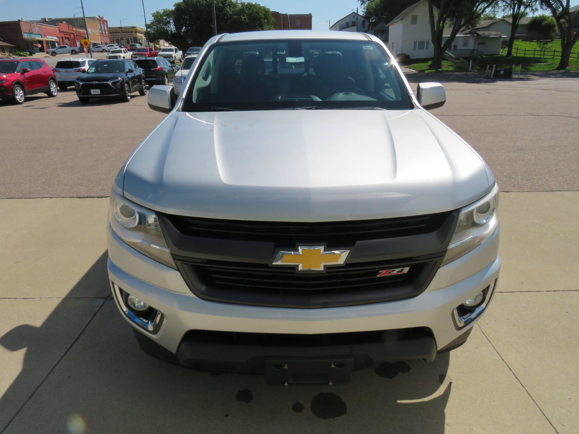Used 2019 Chevrolet Colorado Z71 AWD/4WD image 13