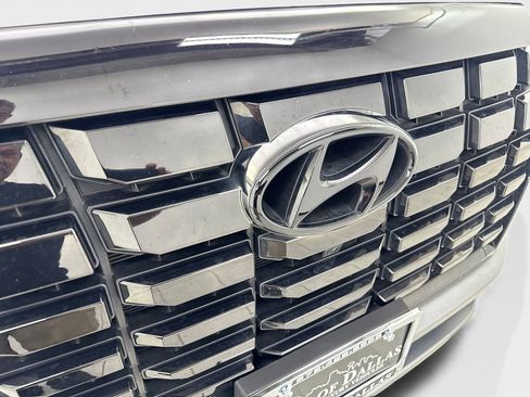 Used 2024 Hyundai Palisade Limited FWD image 24