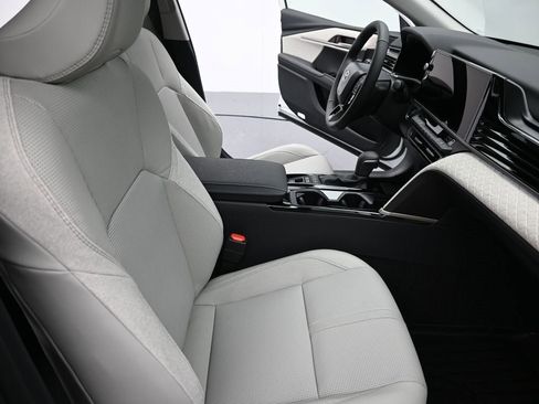 New 2026 Toyota Camry XLE image 11