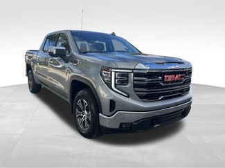 Used 2025 GMC Sierra 1500 SLT video 2