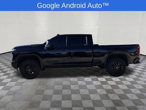 Used 2025 Chevrolet Silverado 2500 High Country w/ Midnight Edition image 4