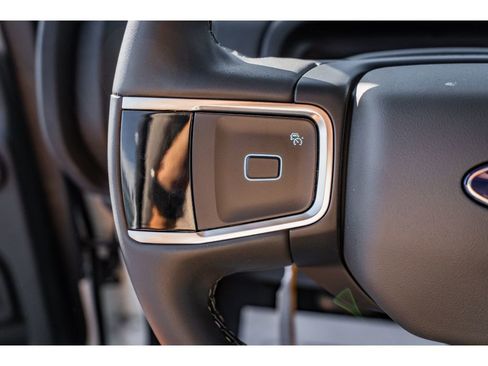 New 2025 Ford Expedition Active AWD/4WD image 12