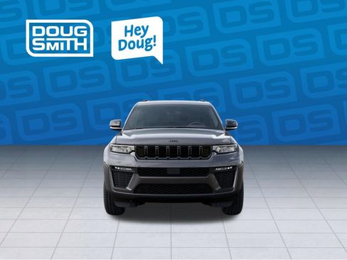 New 2026 Jeep Grand Cherokee L Limited AWD/4WD image 4