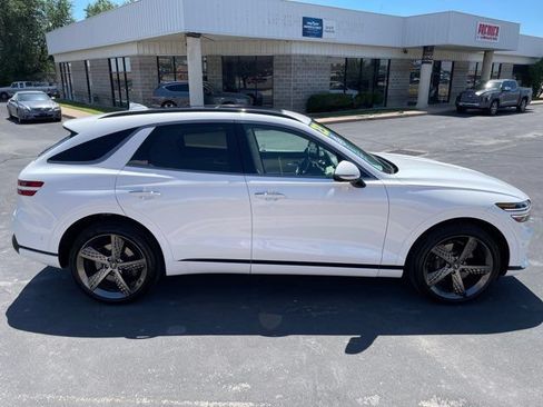 Used 2023 Genesis GV70 3.5T Sport w/ Sport Prestige Package AWD/4WD image 4