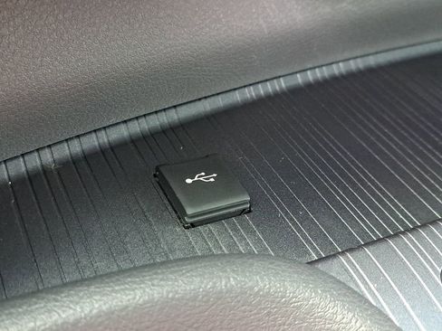 Used 2021 Toyota Sienna XSE image 26