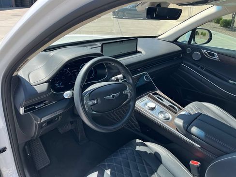 Used 2023 Genesis GV80 3.5T AWD/4WD image 11