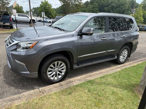 Used 2019 Lexus GX 460 Premium AWD/4WD image 1