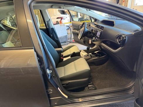 Used 2015 Toyota Prius C Two FWD image 32