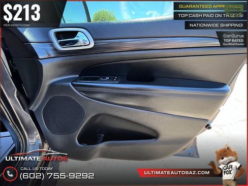 Used 2021 Jeep Grand Cherokee Laredo X AWD/4WD image 14