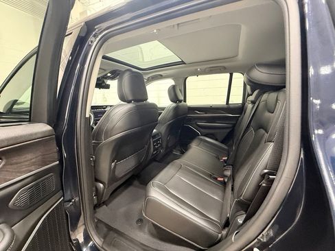 Used 2023 Jeep Grand Cherokee 30th Anniversary AWD/4WD image 29