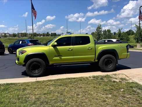 Used 2022 Toyota Tacoma TRD Pro AWD/4WD image 12