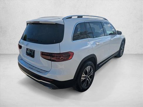 New 2026 Mercedes-Benz GLB 250 image 2