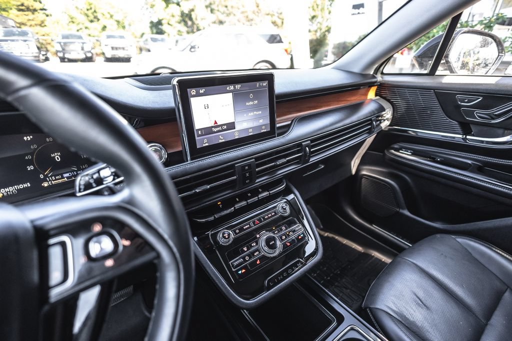 Used 2022 Lincoln Corsair Grand Touring AWD/4WD image 16
