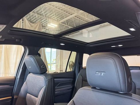 New 2026 Buick Enclave Sport Touring w/ Power Package image 46