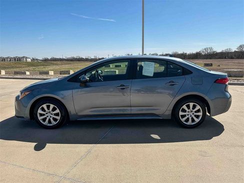 Certified 2024 Toyota Corolla LE image 6