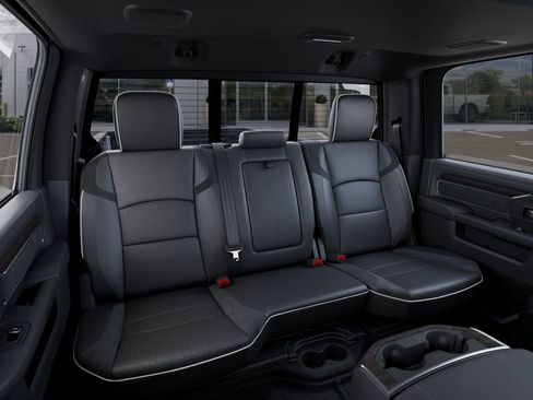 New 2026 RAM 3500 Laramie AWD/4WD image 16