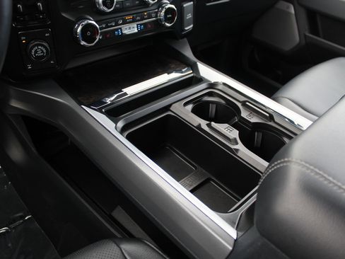 Used 2024 Ford F250 Lariat w/ Tremor Off-Road Package image 20