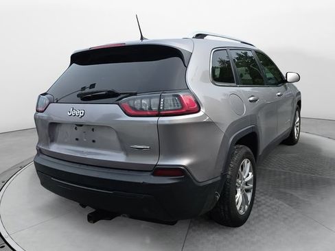 Used 2019 Jeep Cherokee Latitude w/ Popular Appearance Group FWD image 3