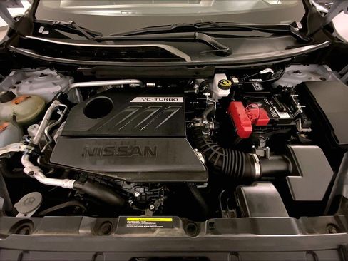Used 2025 Nissan Rogue SV AWD/4WD image 10