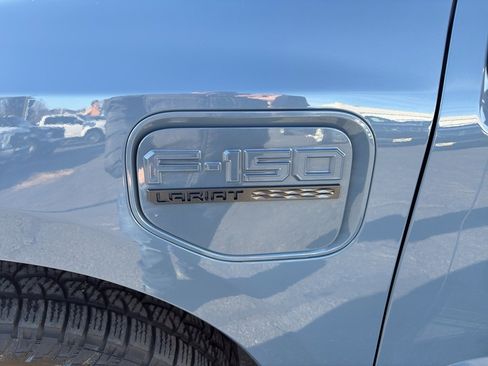 Used 2023 Ford F150 Lightning Lariat image 9