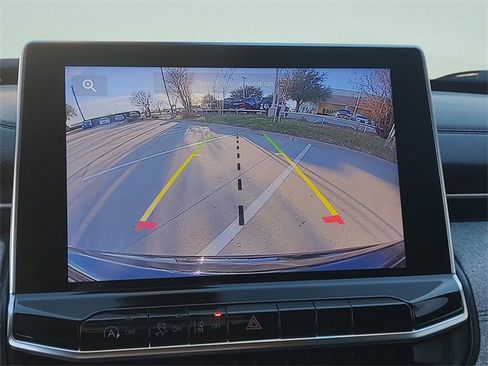 Certified 2024 Jeep Compass Sport image 19