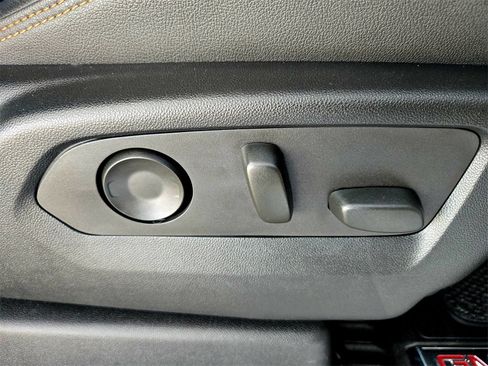 Used 2022 GMC Sierra 1500 AT4 w/ AT4 Premium Package image 28