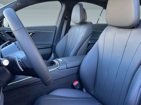 New 2026 Mercedes-Benz E 450 4MATIC Sedan image 5