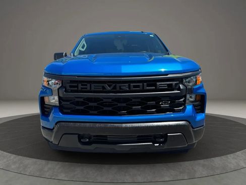 Used 2022 Chevrolet Silverado 1500 Custom RWD image 3