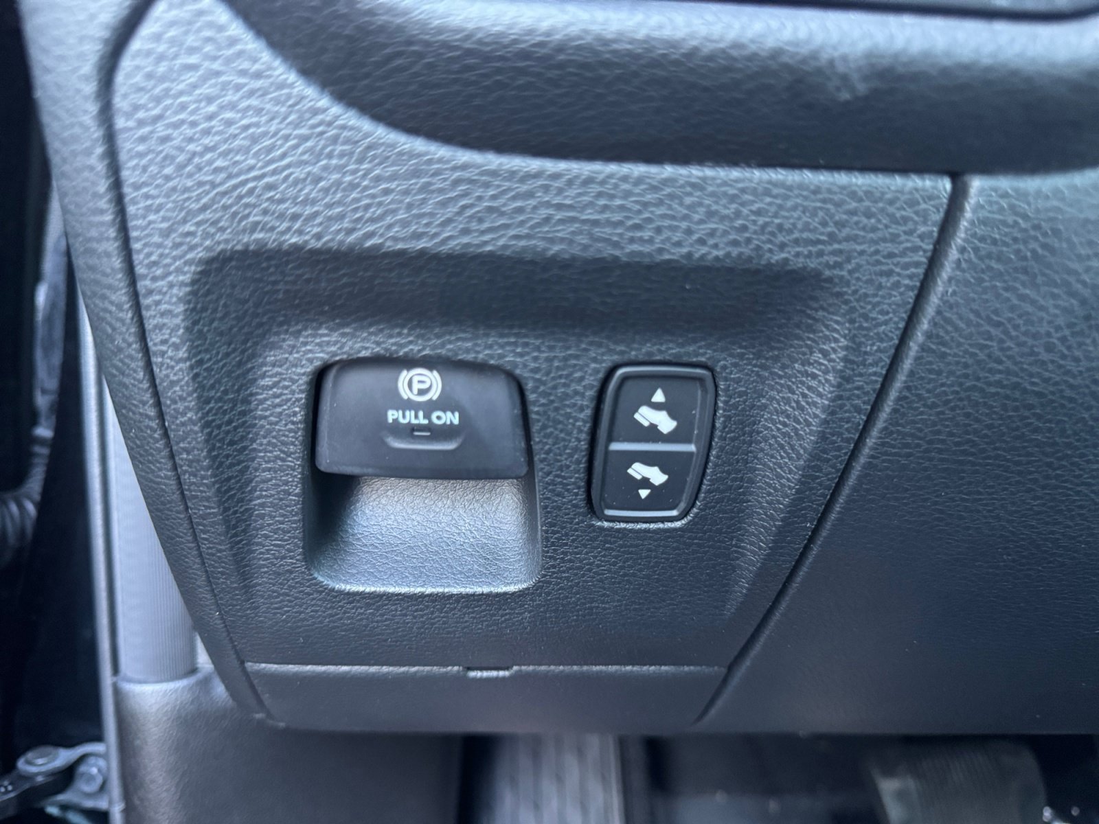 Used 2025 RAM 1500 Big Horn AWD/4WD image 30