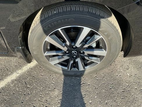 Used 2025 Nissan Versa S w/ S Plus Package image 12