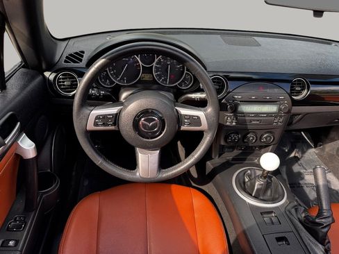 Used 2008 MAZDA MX-5 Miata Grand Touring w/ Premium Pkg image 15