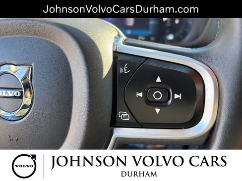 Used 2023 Volvo XC60 B5 Core w/ Climate Package image 21