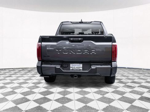 Used 2022 Toyota Tundra Platinum w/ Advanced Package AWD/4WD image 10