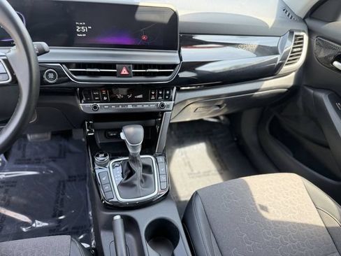 Certified 2025 Kia Seltos S AWD/4WD image 16
