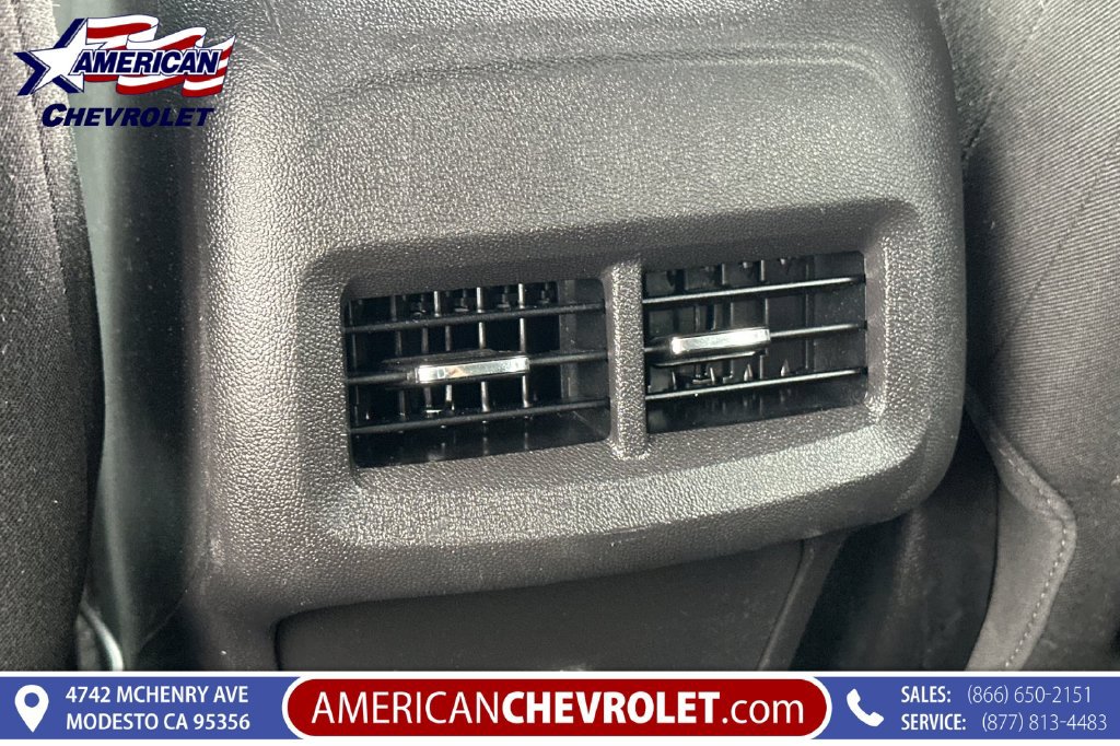 Used 2024 GMC Terrain SLE FWD image 16