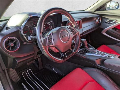 Used 2021 Chevrolet Camaro LT image 10