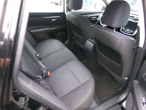 Used 2018 Nissan Altima 2.5 SV FWD image 7