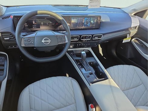 New 2026 Nissan Sentra SL w/ Floor Mat Package FWD image 11