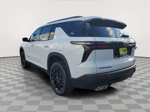 New 2026 Chevrolet Traverse LT w/ Midnight/Sport Edition image 4