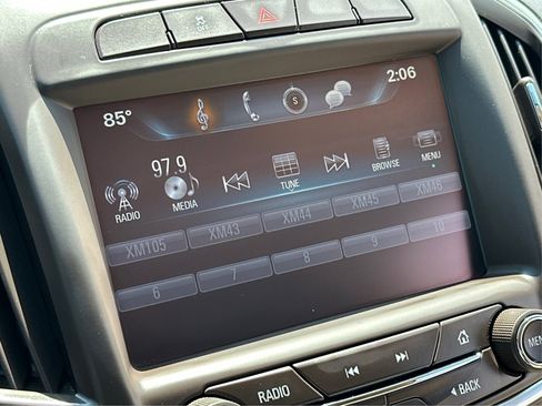 Used 2017 Buick Regal AWD image 15