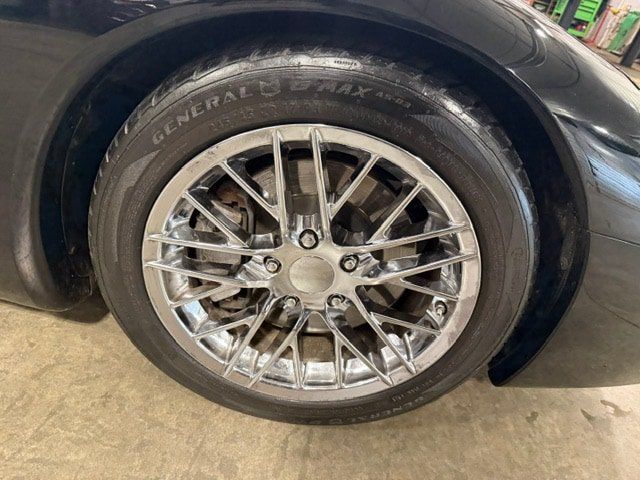 Used 2002 Chevrolet Corvette Convertible w/ Preferred Equipment Group2 RWD image 4