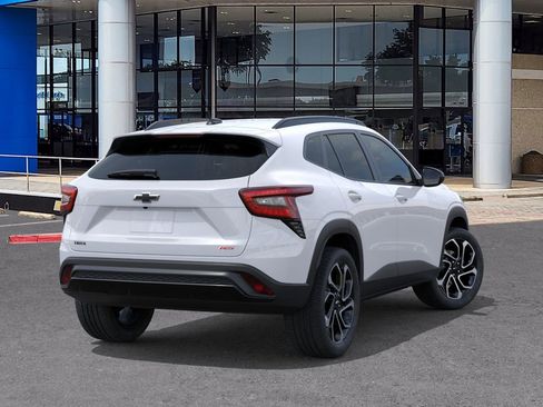 New 2026 Chevrolet Trax RS image 4