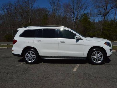 Used 2014 Mercedes-Benz GL 450 GL 450 4MATIC AWD 4dr SUV image 4