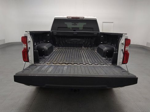 Used 2019 Chevrolet Silverado 1500 Custom w/ Custom Convenience Package RWD image 29