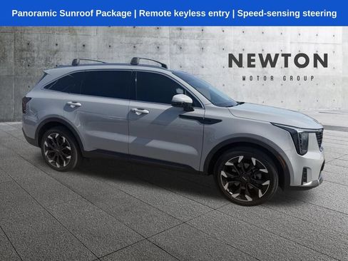 Used 2025 Kia Sorento EX w/ Panoramic Sunroof Package FWD image 1
