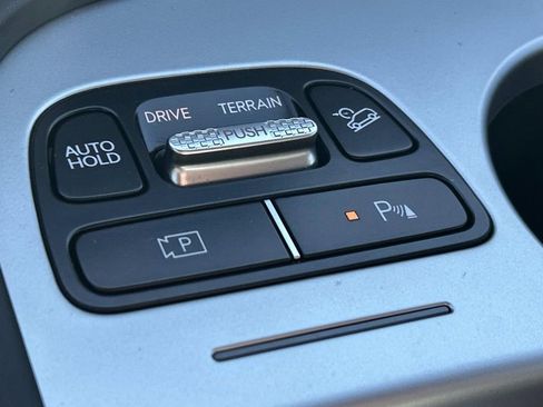 New 2026 Hyundai Ioniq 9 SE w/ Tow & Go Package image 28