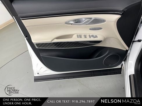 Used 2025 Genesis GV70 3.5T Sport w/ Sport Prestige Package image 20